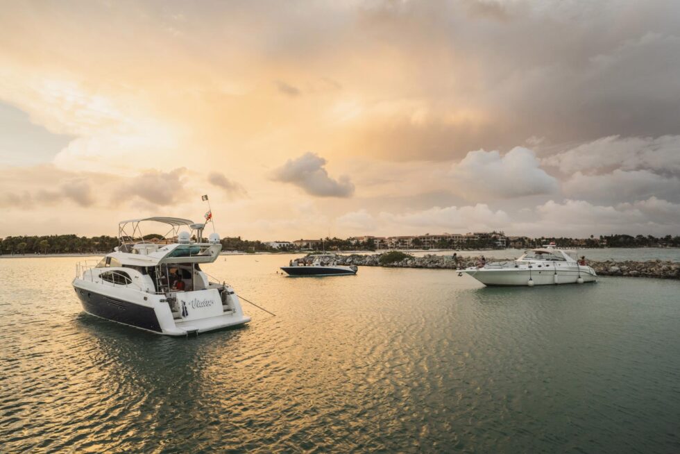 Catamaran & Yachts: Unique Oaxaca Wedding Photos