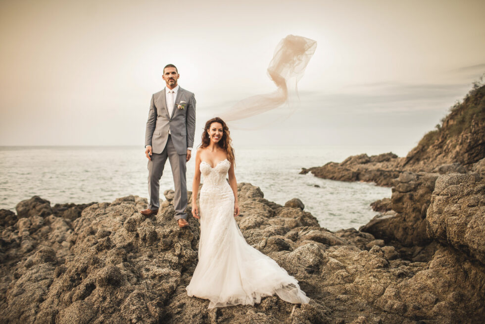Dramatic Veil Shots: Tips for Windy Oaxaca Beaches