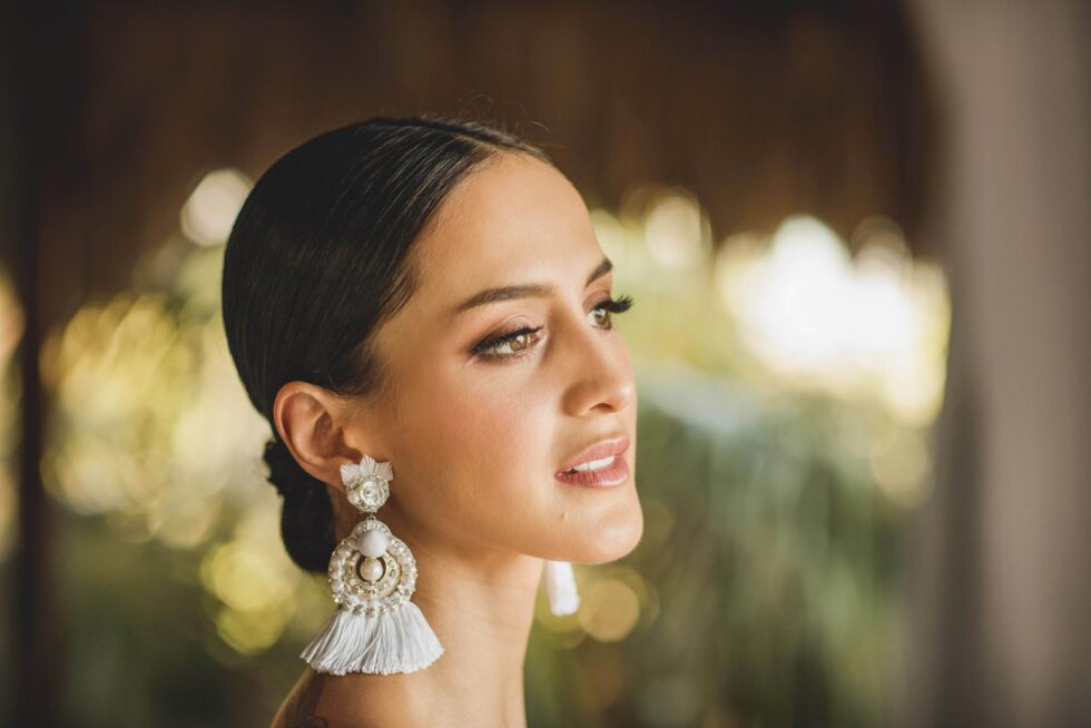 Overcoming Shyness: Relaxed Oaxaca Bride Posing Tips
